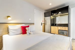 1 bedroom, free WiFi, bed sheets - Housi Paulista (São Paulo)
