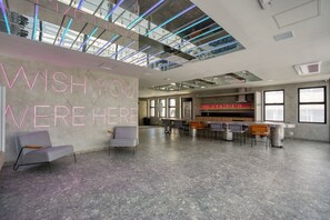 Bar (in der Unterkunft)