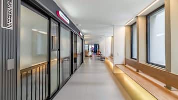 Basic Apartment | Bahagian dalam
