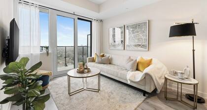 Brand new luxury 1 bedroom 1 bathroom condo in heart of Toronto