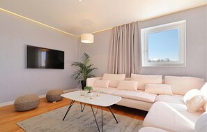 Fernseher, Stereoanlage