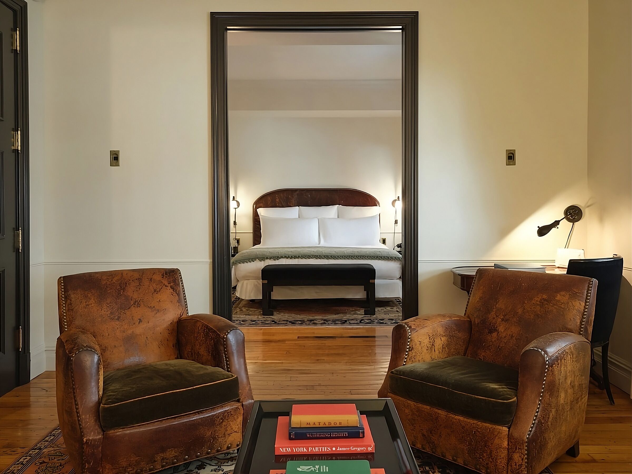 Escape The Hustle and Bustle! Dogs Allowed, Short Drive to Chrysler Building