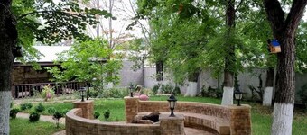 A well-furnished house in Kojor welcomes you with pleasure.