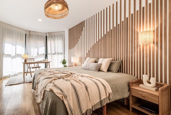 2 chambres, fer et planche à repasser, Wi-Fi, draps fournis