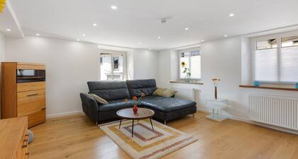Apartment "Am Hochrhein Desko" with Shared Garden & Wi-Fi