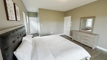 4 habitaciones, tabla de planchar con plancha y wifi gratis