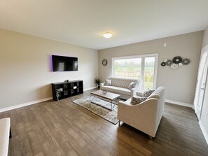 TV connectée, table de tennis de table