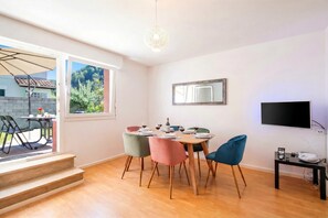 Dining - Casa Carolina 2 Losone 3BR with Private Garden, Losone, Switzerland (Losone)