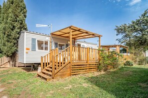 Exterior - Chez Claude – Shared Pool, Private Terrace, and Air Conditioning (Port-la-Nouvelle)