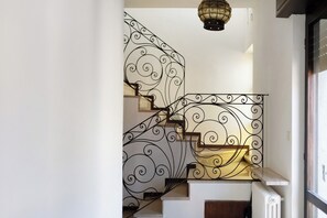 Interior - Apartment 'Mansarda Vialba' in Holiday Home with Lake View and Balconies (Germignaga)