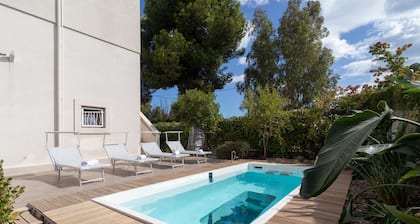 Villa "Water Run" with Sea View, Private Pool and Wi-Fi