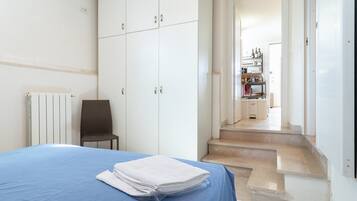 2 quartos, ferros/tábuas de passar roupa, Wi-Fi de cortesia