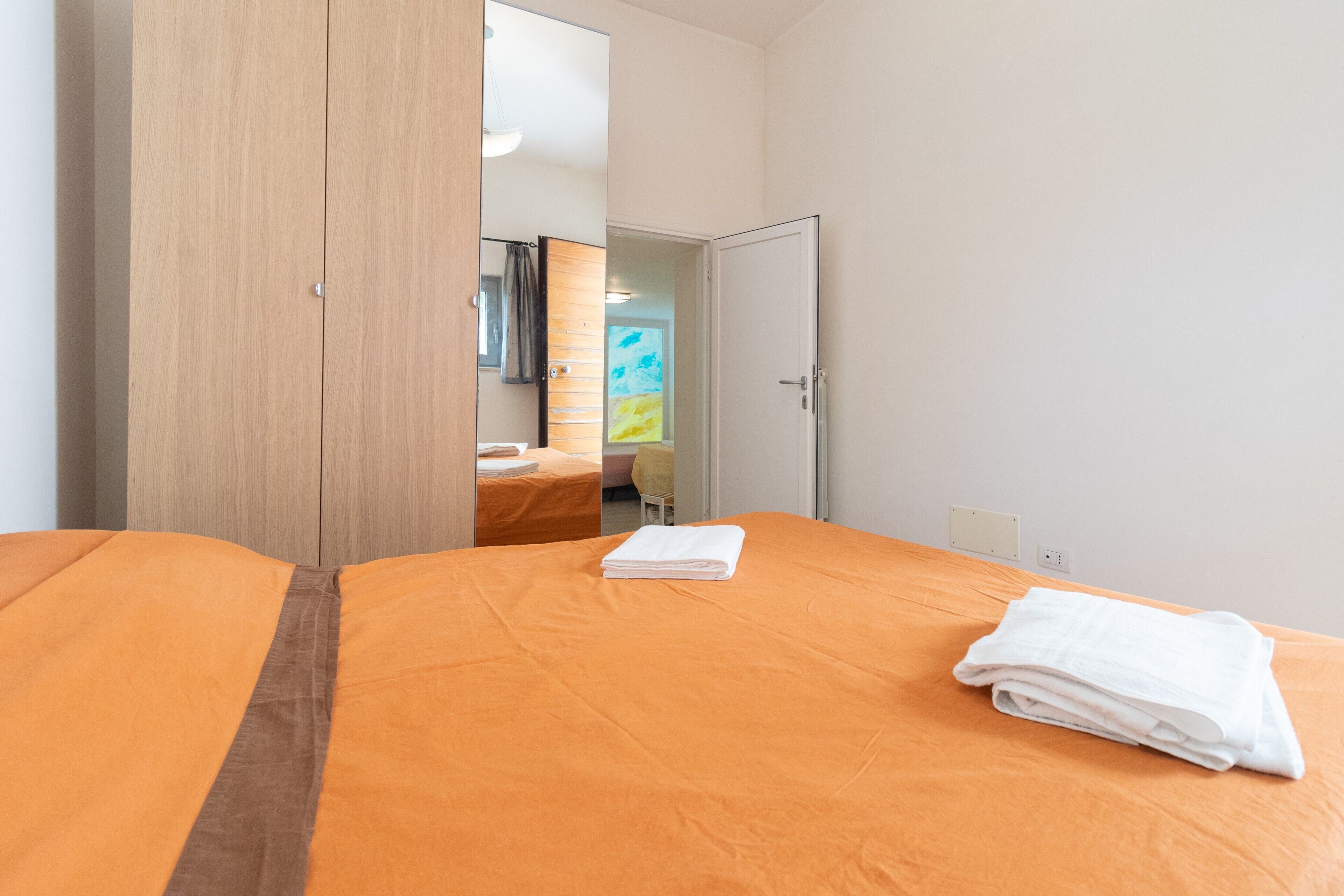 2 camere, ferro/asse da stiro, Wi-Fi gratuito, lenzuola