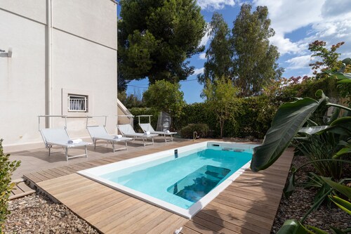 Villa "Water Run" with Sea View, Private Pool and Wi-Fi