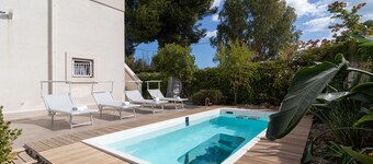 Villa "Water Run" with Sea View, Private Pool and Wi-Fi