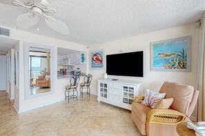 Fernseher, DVD-Player, Stereoanlage