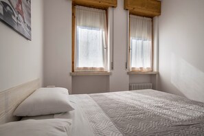 4 habitaciones y ropa de cama 