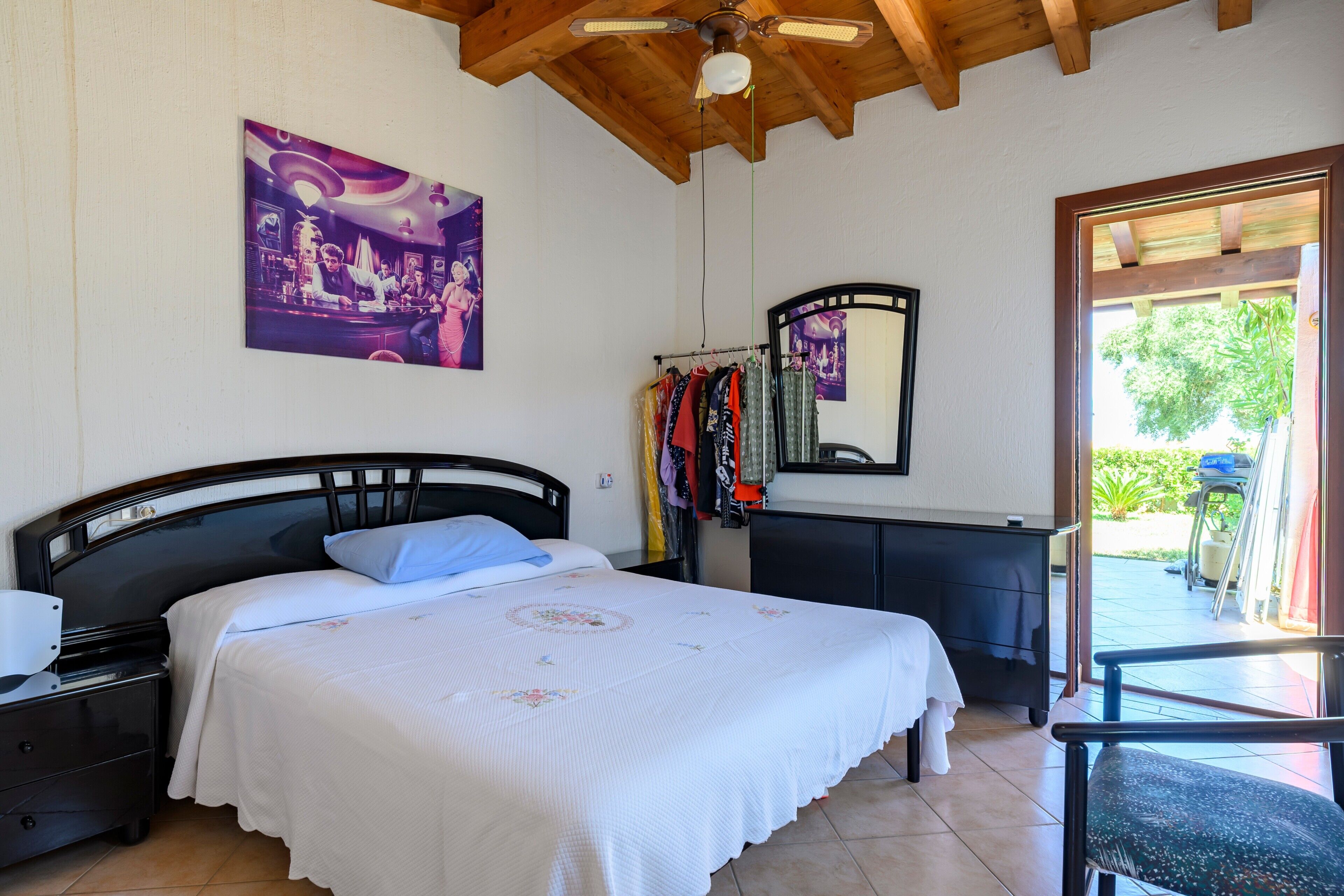 3 chambres, draps fournis, accès pour personnes à mobilité réduite