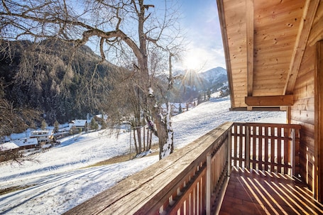 Property grounds. Holiday Home "Apartments Perfila Ferienchalet" with Mountain View, Terrace & Wi-Fi