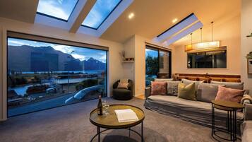 TV, fireplace, offices