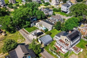 Exterior - Riverside Retreat • Laundry • Work-Friendly (Newbury)