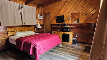 Comfort Room, 1 Queen Bed