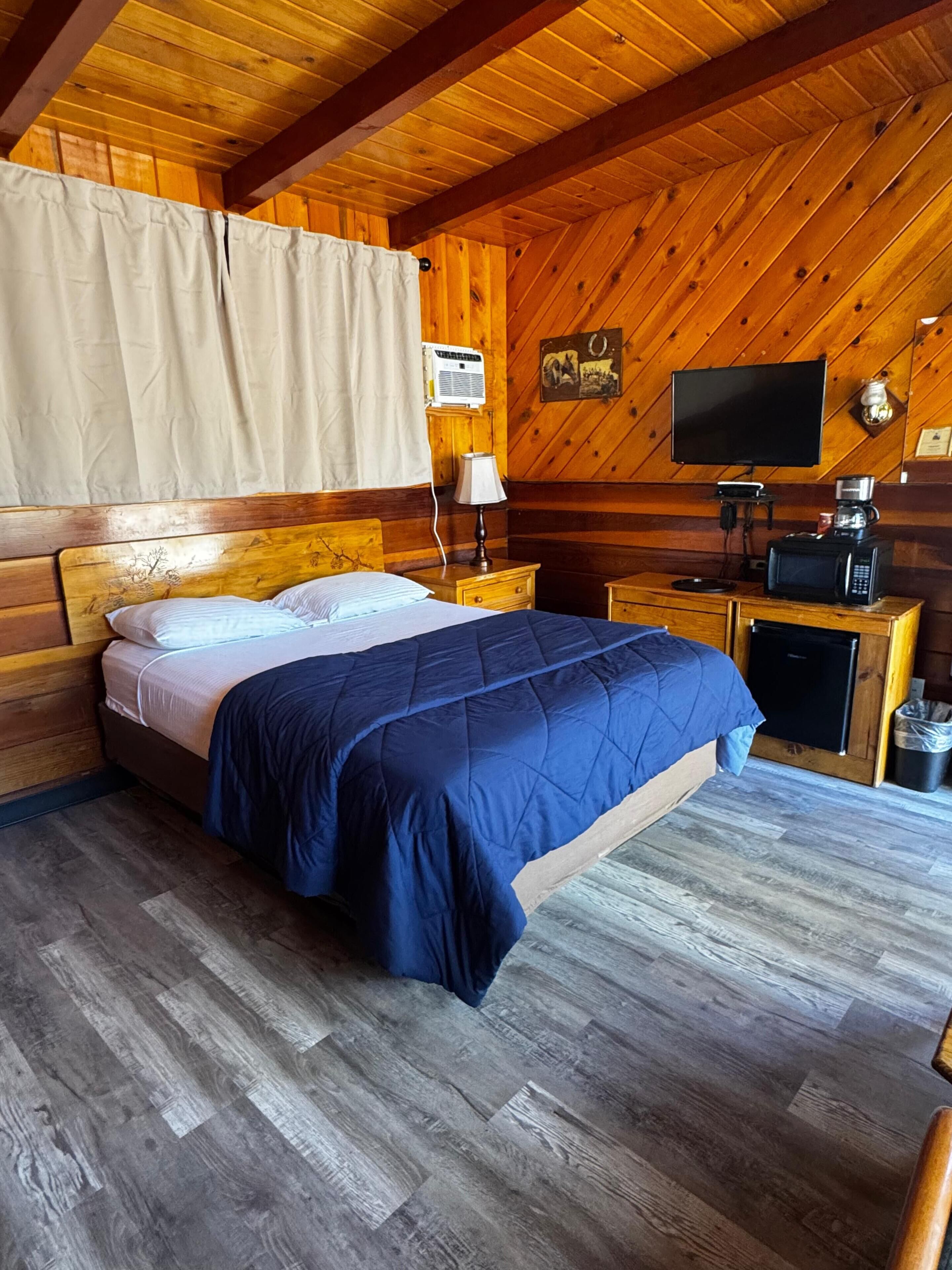 Comfort Room, 1 Queen Bed