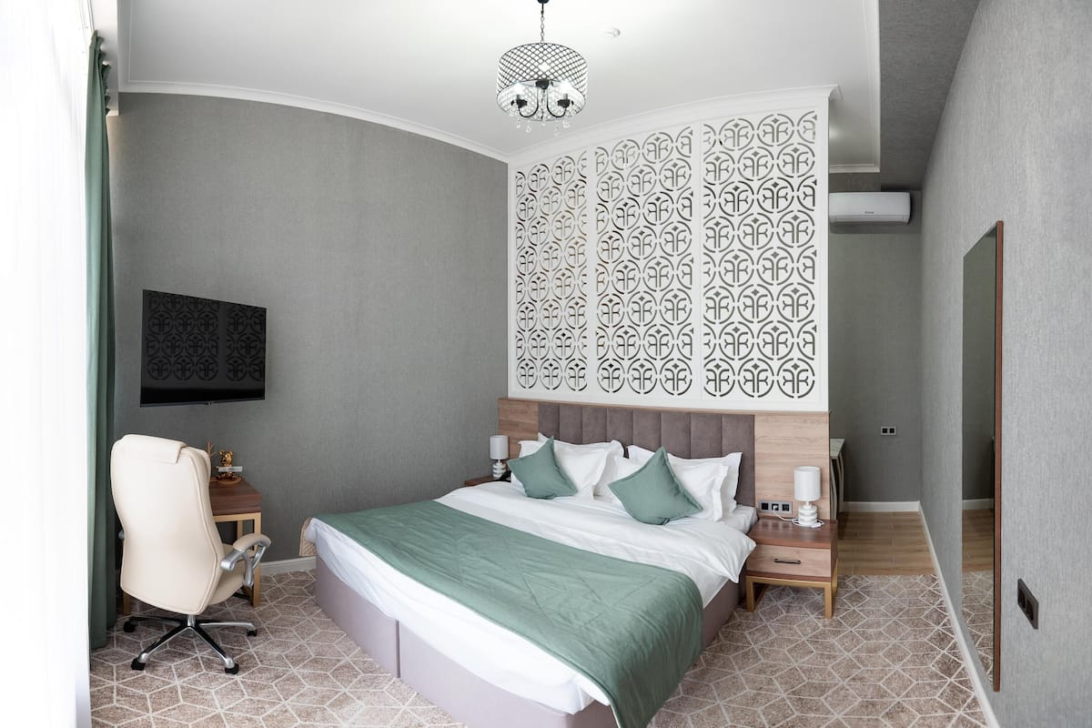 Standard Apartment | 1 bedroom, minibar, in-room safe, desk