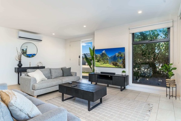 Living room with TV and ample seating