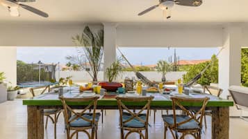 4 bedrooms