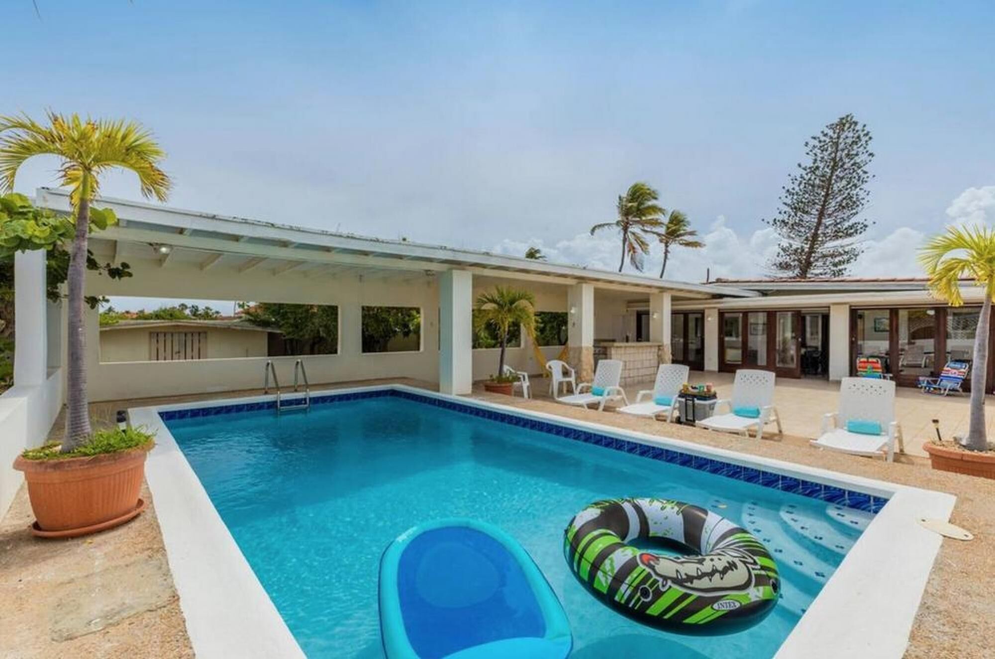 Huvila | 7 makuuhuonetta