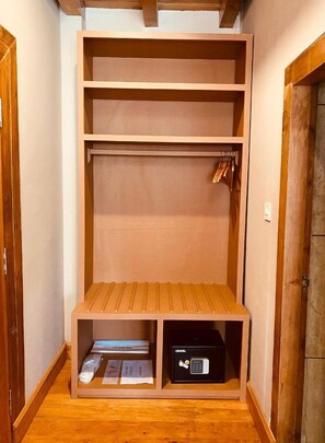 1 dormitori, roba de llit d'alta qualitat i cobrellits