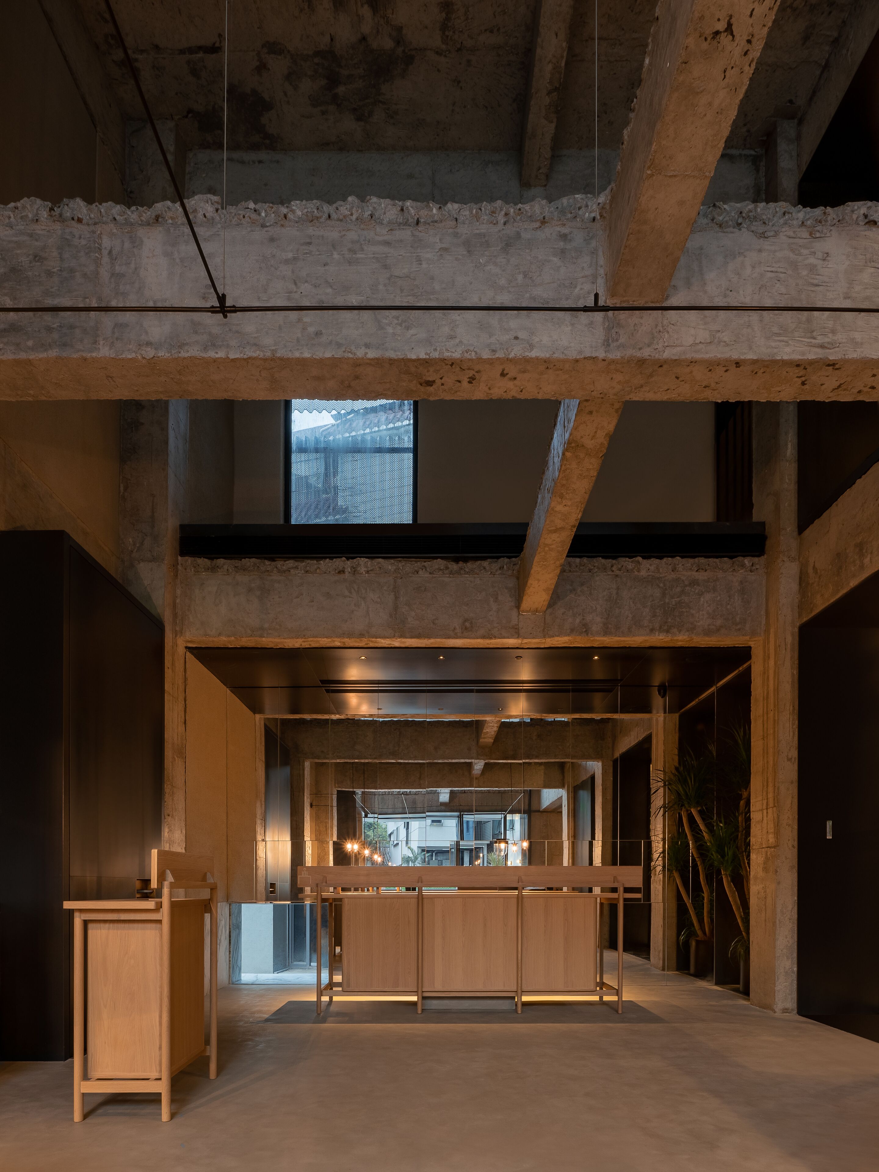 ฝ่ายต้อนรับ