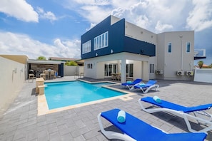 Villa | 6 bedrooms - NEW 6 Bedroom Villa 2min Eagle Beach Palm Beach (Noord)