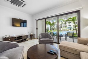 Apartment | 1 bedroom - Beautiful One Bedroom Ground Level Palmaruba (Noord)