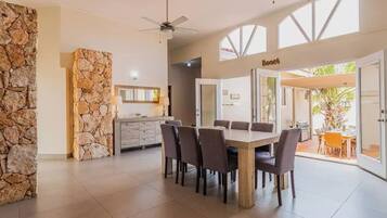 Biệt thự | 6 phòng ngủ