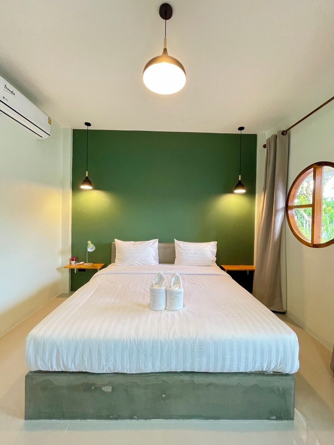 Basic Double Room | Laptop workspace, free WiFi, bed sheets