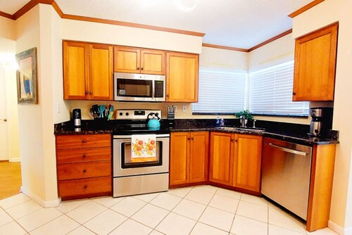 Paradise Sol-2Bd/2Ba Condo on Golf Course Near Bch