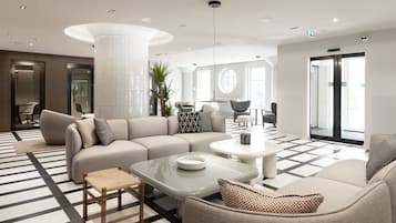 Sala de estar en el lobby