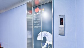 Reception - The Apple Hotel (Busan)