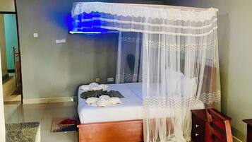 Dobbeltrom – executive, 1 soverom | Blendingsgardiner, strykejern/-brett, wi-fi (inkludert) og sengetøy