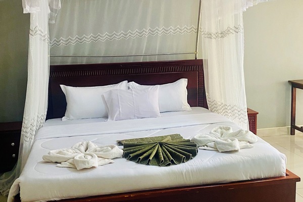 Executive Double Room, 1 Bedroom | Blackout drapes, iron/ironing board, free WiFi, bed sheets