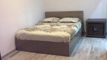 2 chambres, fer et planche Ă repasser, Wi-Fi, draps fournis