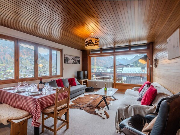 TV - 3-room apartment 5 min from Morzine center (Morzine)