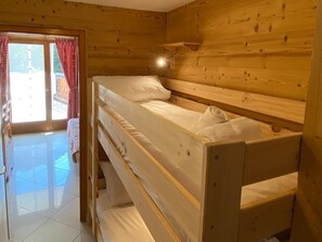 2 dormitorios, wifi gratis, ropa de cama