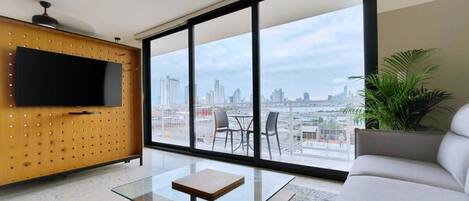 Téléviseur, bureau