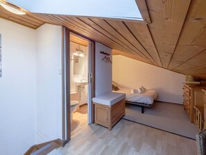 2 habitaciones, wifi gratis y ropa de cama 