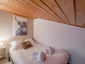 2 bedrooms, free WiFi, bed sheets