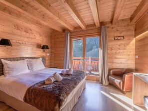 4 camere, Wi-Fi gratuito, lenzuola