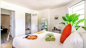 1 chambre, coffres-forts dans les chambres, bureau